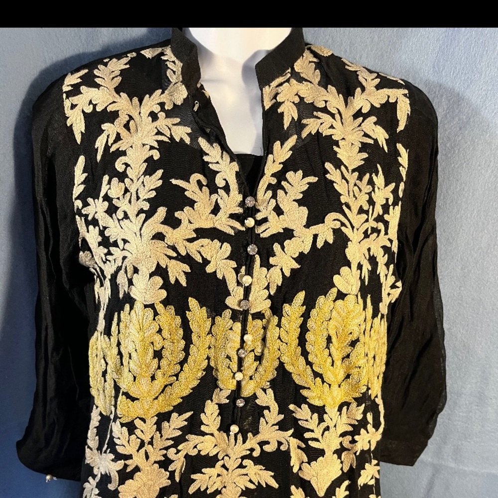 Agha Noor Kurti